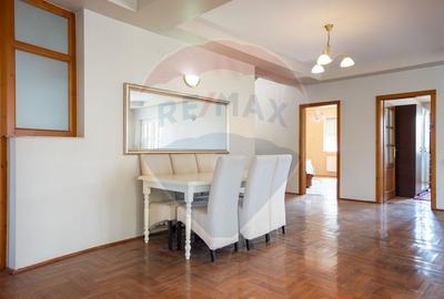 De vânzare Casă spațioasă cu teren 1.000 mp Beverly Hills, Sanmartin - 6