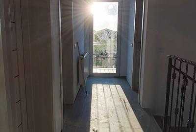 FARA COMISIOANE casa cu 4 - 5 camere P+1+pod 2 placi terasa cam tehnic la cheie - 17