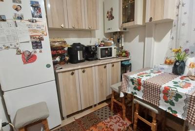 3 camere Decomandat etaj 3 - Posta Pacurari - 109000 euro - 11
