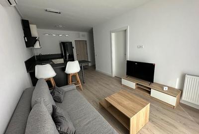 Apartament cu 2 camere semidecomandat, mobilat în Tomis Nord