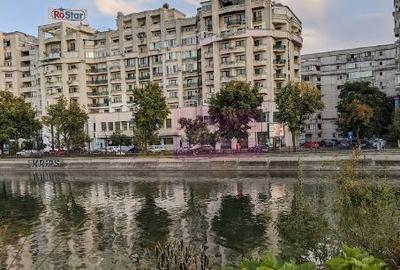 Vanzare apartament de 4 camere in zona bd Unirii-Casa Poporului - 4