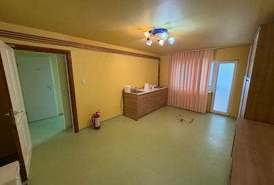 Spațiu parter cu destinație mixtă, zona fostă Lidia – 67 mp - 12