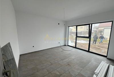 Casa 3 camere- strada asfaltata- 67 mp utili - 9