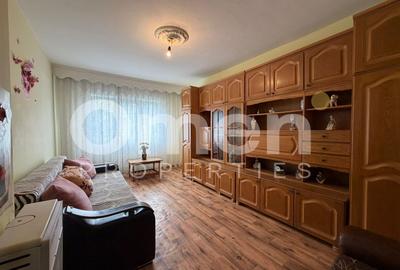 Apartament cu 2 camere decomandat, etaj intermediar, zona Center Nemes - 1