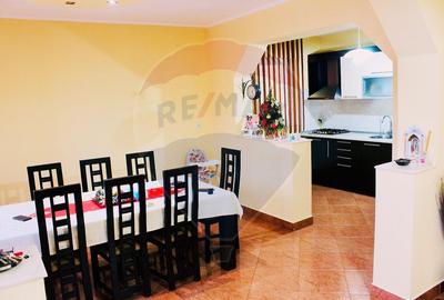 Casă / Vilă cu 6 camere de vânzare în zona Oncea - 12