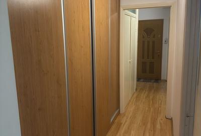 Apartament 3 camere decomandate, etaj 2 – zona Piata Centrala - 4