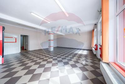 Spațiu comercial 100mp, stradal, de închiriat  - ZARNESTI - 4