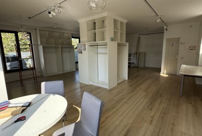 Spațiu comercial, 67 mp în Florești