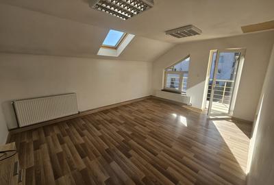 Ocazie! Casa individuala 320 mp utili, pentru locuit, birou sau hostel, Gruia! - 2