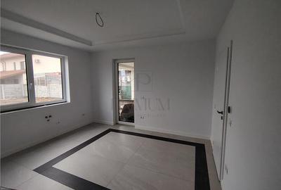 Casa individuala - zona superba - teren 522 mp- toate utilitatile - carport - 5