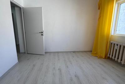 NORD - Apartament 2 cam DECOMANDAT, Etaj 3/4, Bloc 1986 - 10
