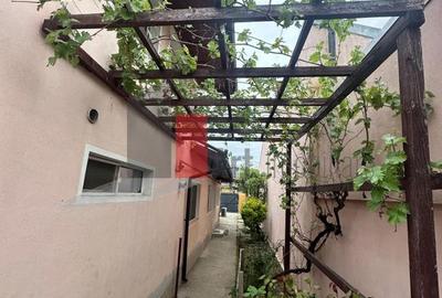 Casă Primitoare pentru Familii - Oferă Spațiu și Confort - 1
