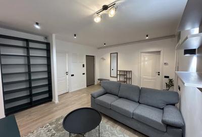 Apartament cu 3 camere, 2 bai, balcon, zona Teilor - 1