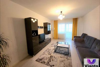 Apartament cu 3 camere decomandat, mobilat în Central