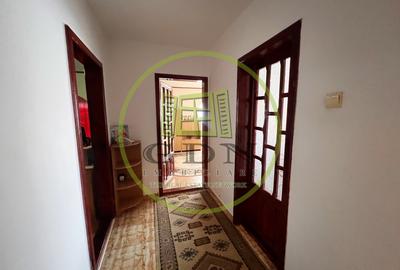 Apartament 3 camere, decomandat, cartier Rovine, zona liceul Tudor Arghezi - 9