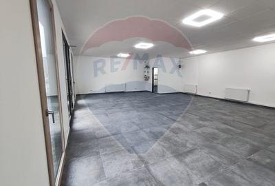 Spațiu comercial de 80mp în zona Burdujeni - 9