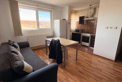 Apartament cu 2 camere semidecomandat în Girocului