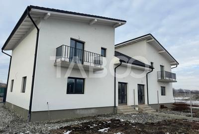 Casa de tip duplex acces 2 strazi curte libera 195 mp Mohu Sibiu - 3
