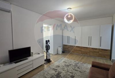 DE VANZARE Apartament 2 camere RENOVAT 2024 - 3