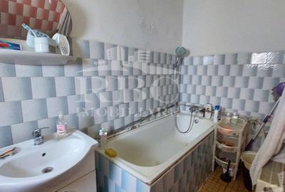 Casa veche cu teren 304 mp Intre Lacuri - 4