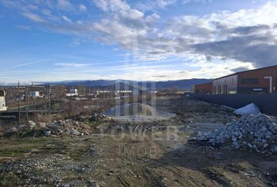 Teren intravilan la intrare in Cristian, pentru constructii industriale - 11