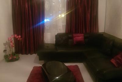 Apartament cu 2 camere decomandat în Republicii