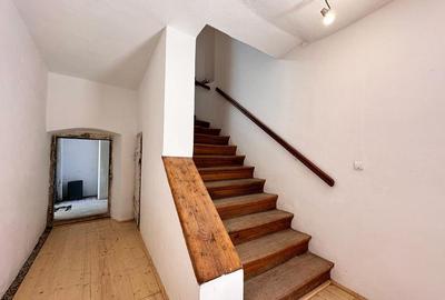 Apartament Spatios in casa, langa Biserica Neagra - 14