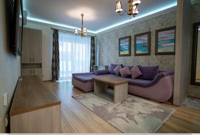 Apartament cu 2 camere, mobilat în Central