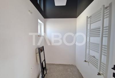 Duplex 101mpu pe 2 nivele si apartament cu intrare separata Selimbar - 13