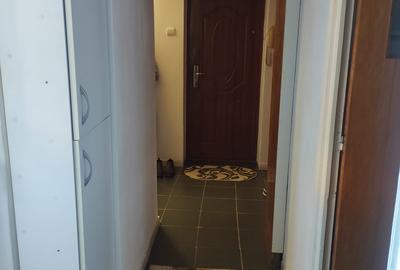 Apartament cu 2 camere decomandat, etajul 3/4, zona Nicolina - 13