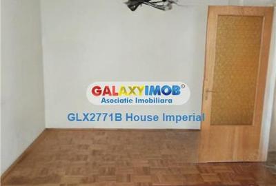 Apartament cu 3 camere decomandat în Bucur Obor