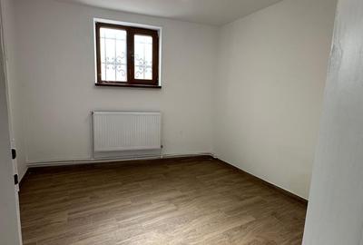 Casa D+P 120 mp curte 40 m - 10