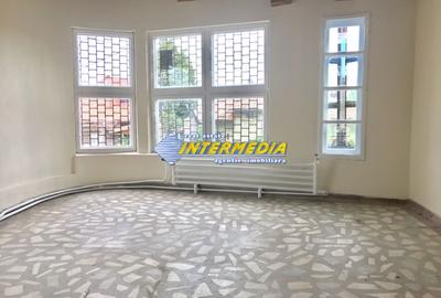 Spatiu comercial I 30 mp I etaj 1 I Cetate I - 2