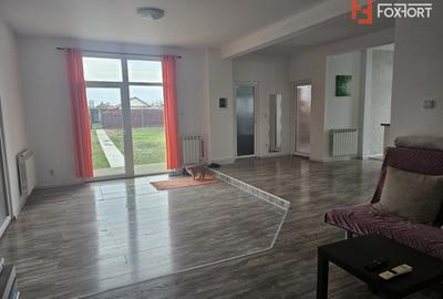 Casa individuala cu 7 camere, spatioasa in Sofronea - 4