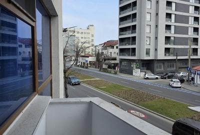 Bd. Mamaia – Delfinariu| 3 camere mobilat, utilat | 104 mp | Garaj subteran - 3