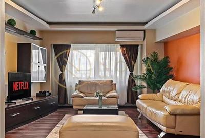 Vanzare Apartament  cu 4 camere zona Unirii - 1