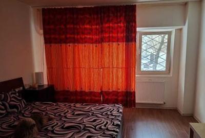 Garsonieră decomandată în Nerva Traian