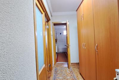 3 camere P.ta Minis, decomandat, centrala termica - 4