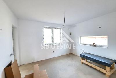 Casa noua 4 camere, 2 bai, terasa, curte si magazie - 3