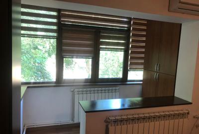 2 camere decomandat -termen lung – Zona Lăpușneanu / Filicori  - 550 euro - 3
