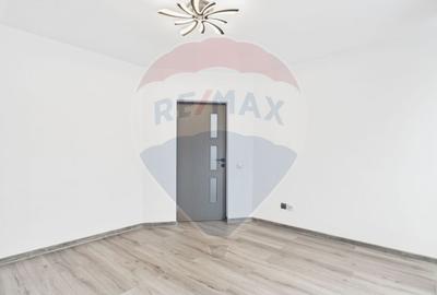 Casă / Vilă cu 5 camere de vânzare - 26