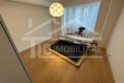 Apartament cu 3 camere, 85 mp, Zona Central - 6