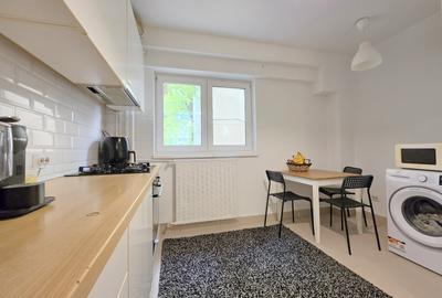 Calea Vacaresti - Parc Tineretului (Lumea Copiilor), bloc 1988 - 17