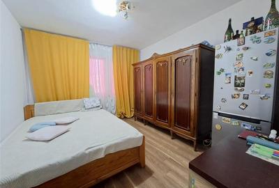 Apartament 3 camere podu ros - 2
