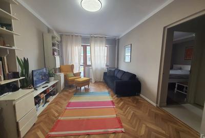Apartament cu 3 camere în Ultracentral