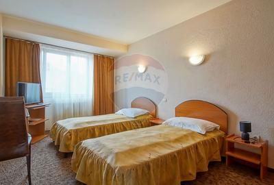 Comision 0 %! Pensiune cu 12 camere de vânzare, str. De Mijloc! - 27