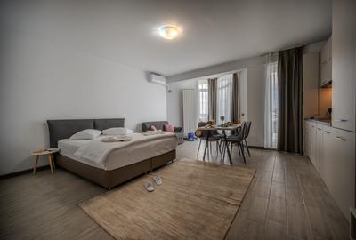 Apartament cu 2 camere semidecomandat, mobilat în Nord