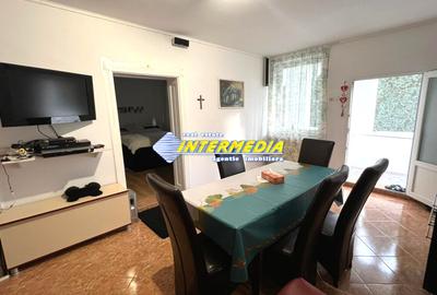 Casa Renovata 4 camere cu Teren intravilan 1650 mp CENTRU Ultracentral Alba Mall - 2