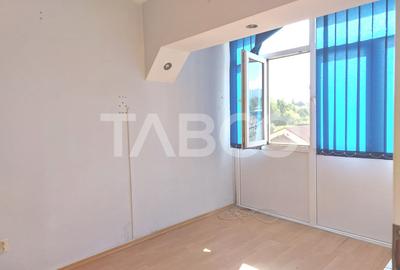 Pret Avantajos! Apartament 50 mpu 2 camere etaj 3 pivnita Cisnadie - 15