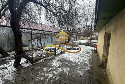 Casa batraneasca cu teren de vanzare in Lilieci Bacau - 1